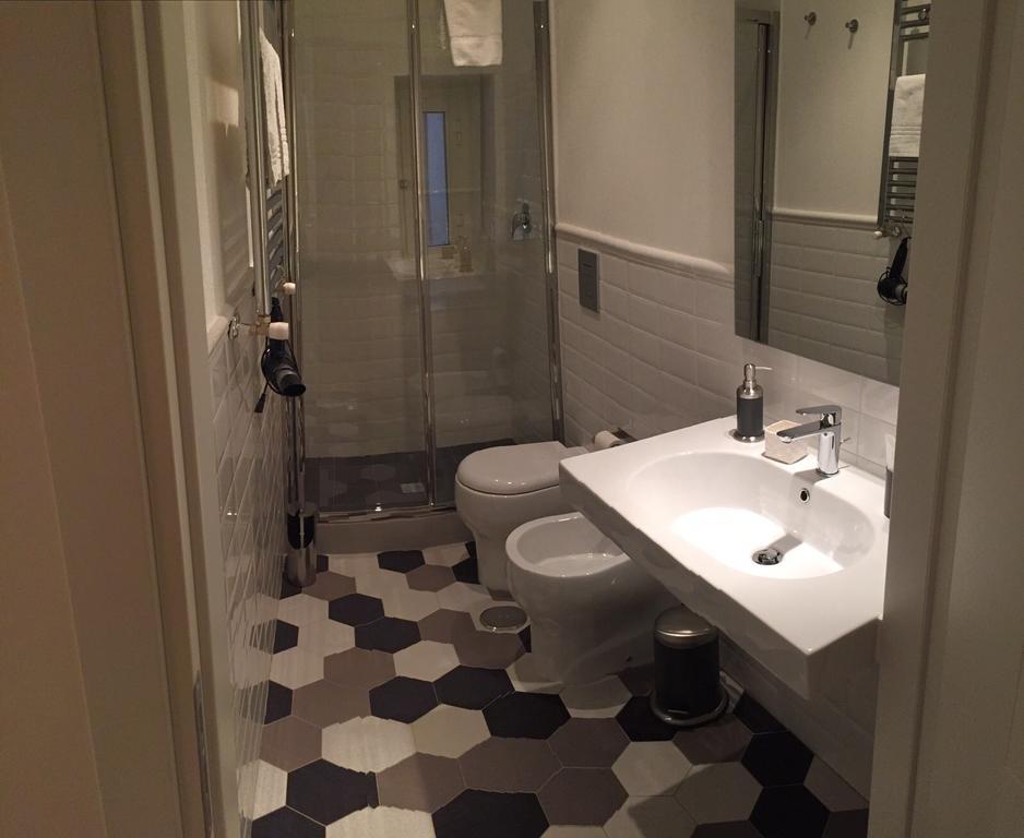 Spazio Cavour Guesthouse Ρώμη Εξωτερικό φωτογραφία