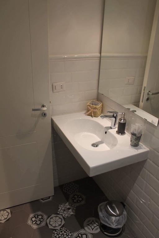 Spazio Cavour Guesthouse Ρώμη Εξωτερικό φωτογραφία