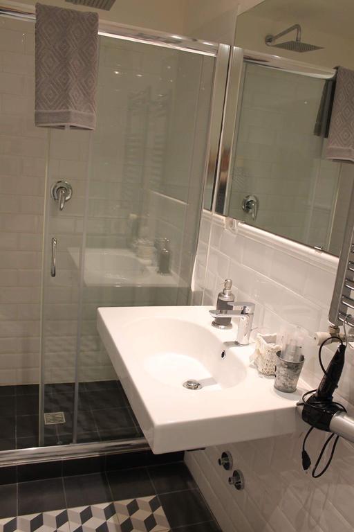Spazio Cavour Guesthouse Ρώμη Εξωτερικό φωτογραφία